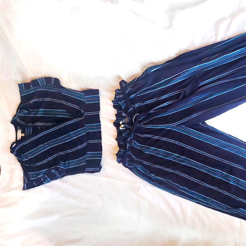 gently used Monteau set size large clean smoke free home